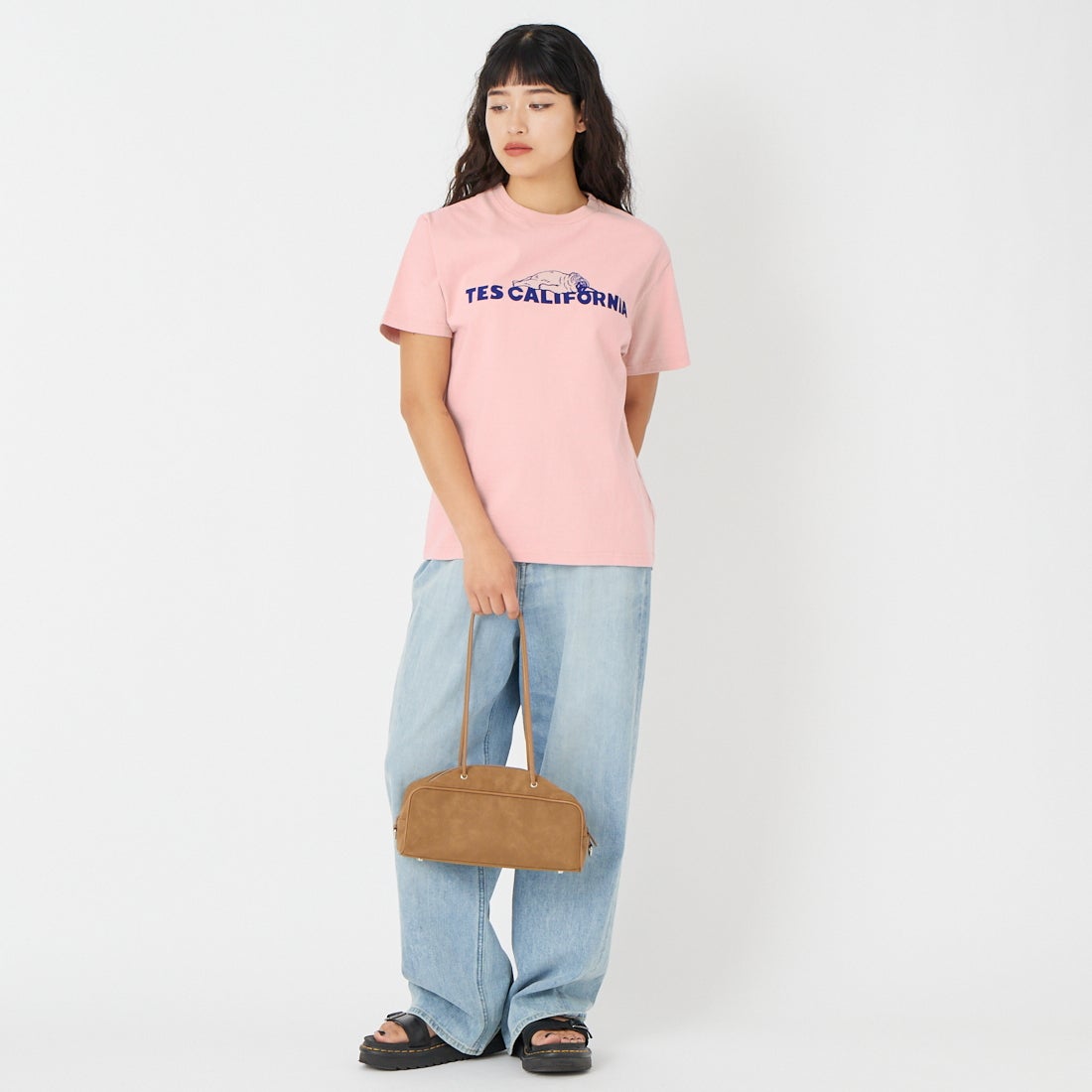 The Endless Summer [エンドレスサマー] SAME OLD ショートスリーブTシャツ [FH-26574319] 15 PINK &&モデル身長：162cm 着用サイズ：S&&