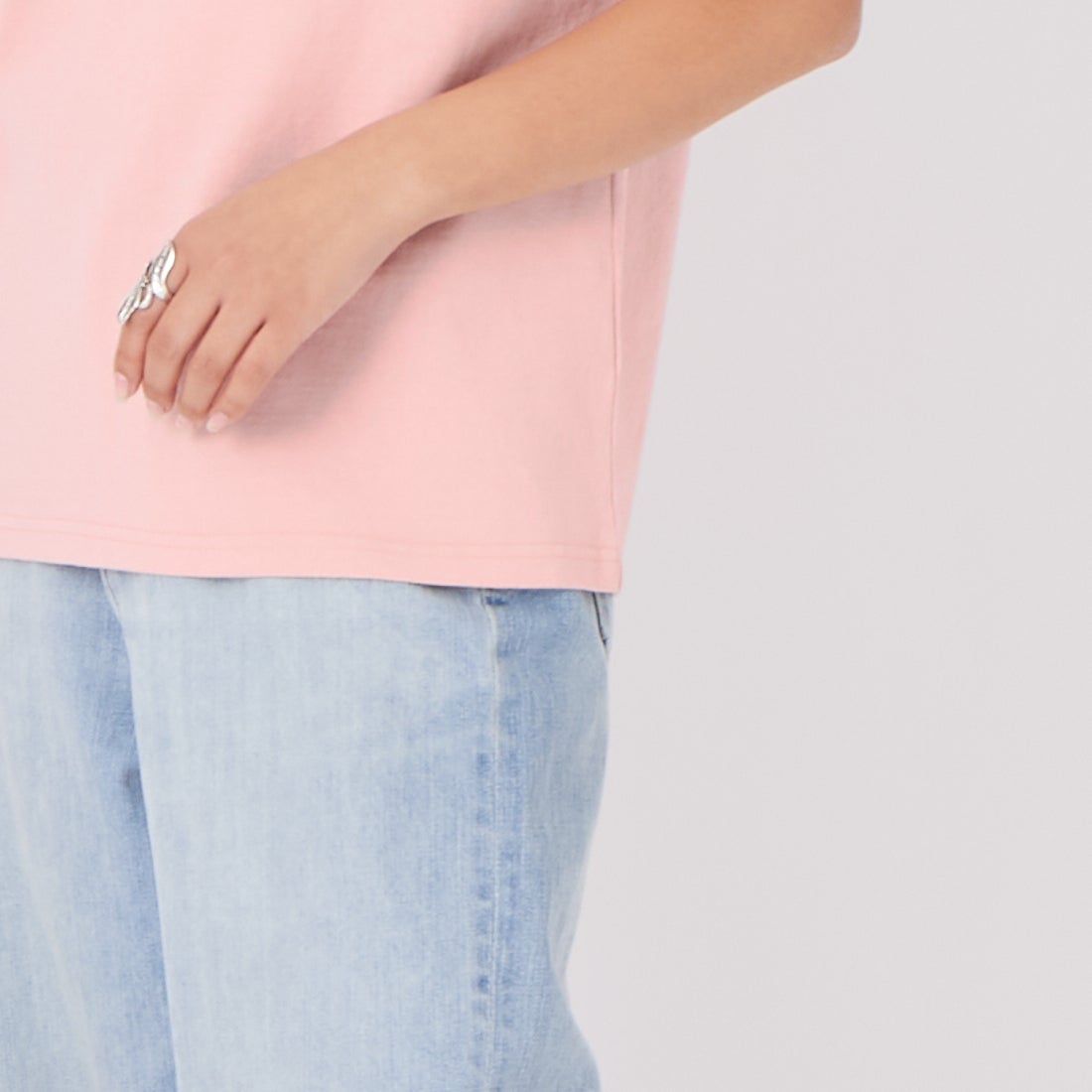 The Endless Summer [エンドレスサマー] SAME OLD ショートスリーブTシャツ [FH-26574319] 15 PINK &&モデル身長：162cm 着用サイズ：S&&