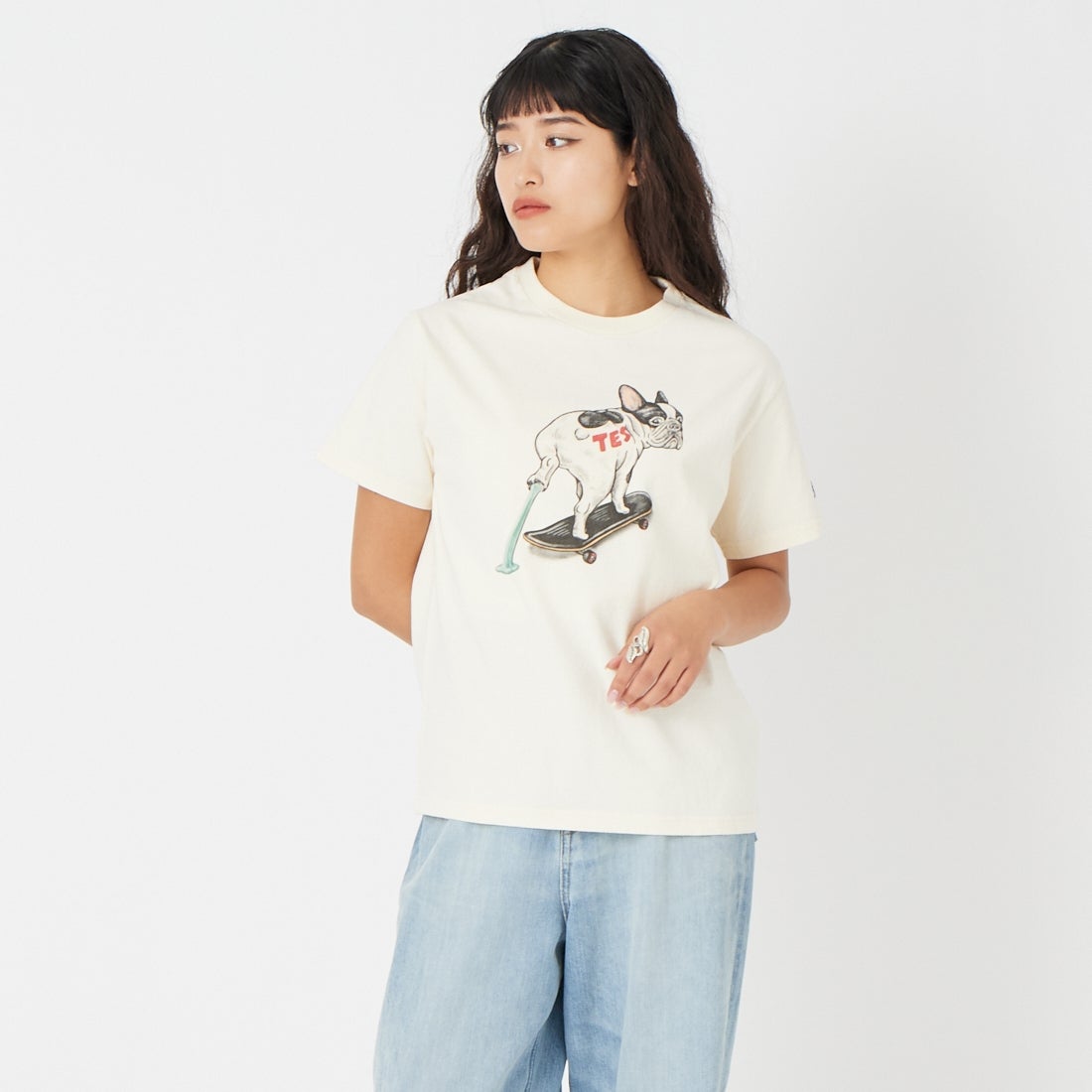 The Endless Summer [エンドレスサマー] NO WORRIES ショートスリーブTシャツ [FH-26574331] 05 IVORY &&モデル身長：162cm 着用サイズ：S&&