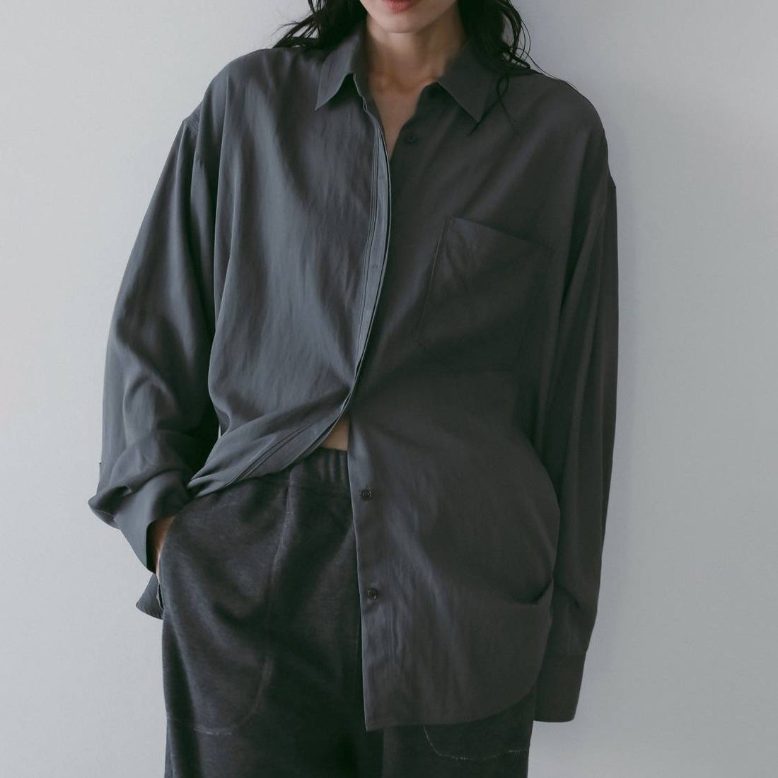 anuke [アンヌーク] ステッチオーバーシャツ [62610417] C/GRY
