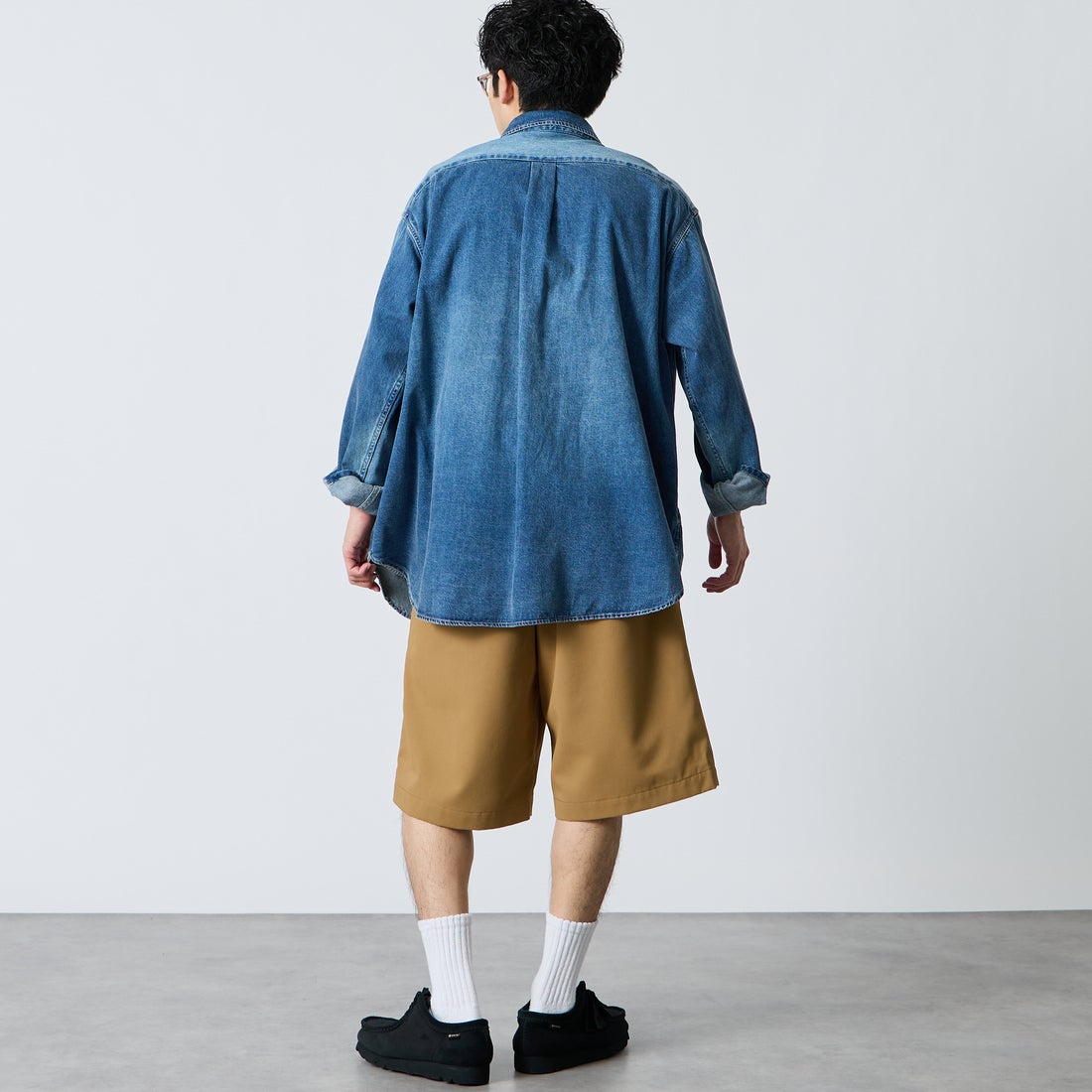 PENNEYS [ぺニーズ] 別注 デニムビッグシャツ [PN26S001-JF] BLUE USED &&モデル身長：168cm 着用サイズ：M&&