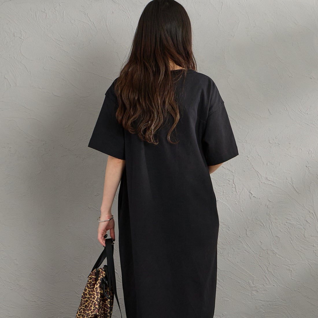 CHUMS [チャムス] ブービーロゴワンピース [CH18-1383] K001 BLACK &&モデル身長：150cm 着用サイズ：WM&&