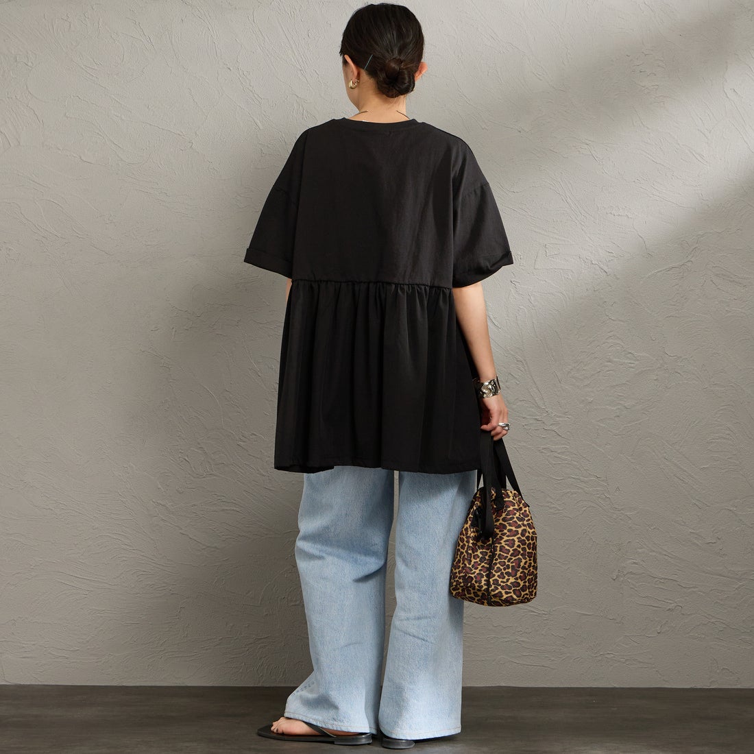 KELTY [ケルティ] 別注 ウエスト切替 ペプラムデザインTシャツ [KE262W30IN01-JF] ﾌﾞﾗｯｸ &&モデル身長：150cm 着用サイズ：F&&