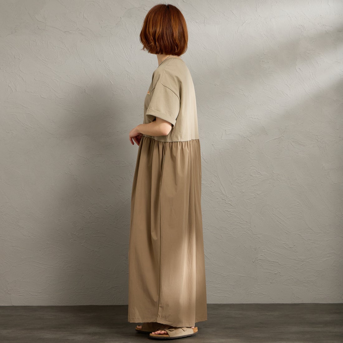 KELTY [ケルティ] 別注 異素材切替 ウエストギャザーワンピース [KE262W30IN02-JF] ﾍﾞｰｼﾞｭ &&モデル身長：158cm 着用サイズ：F&&