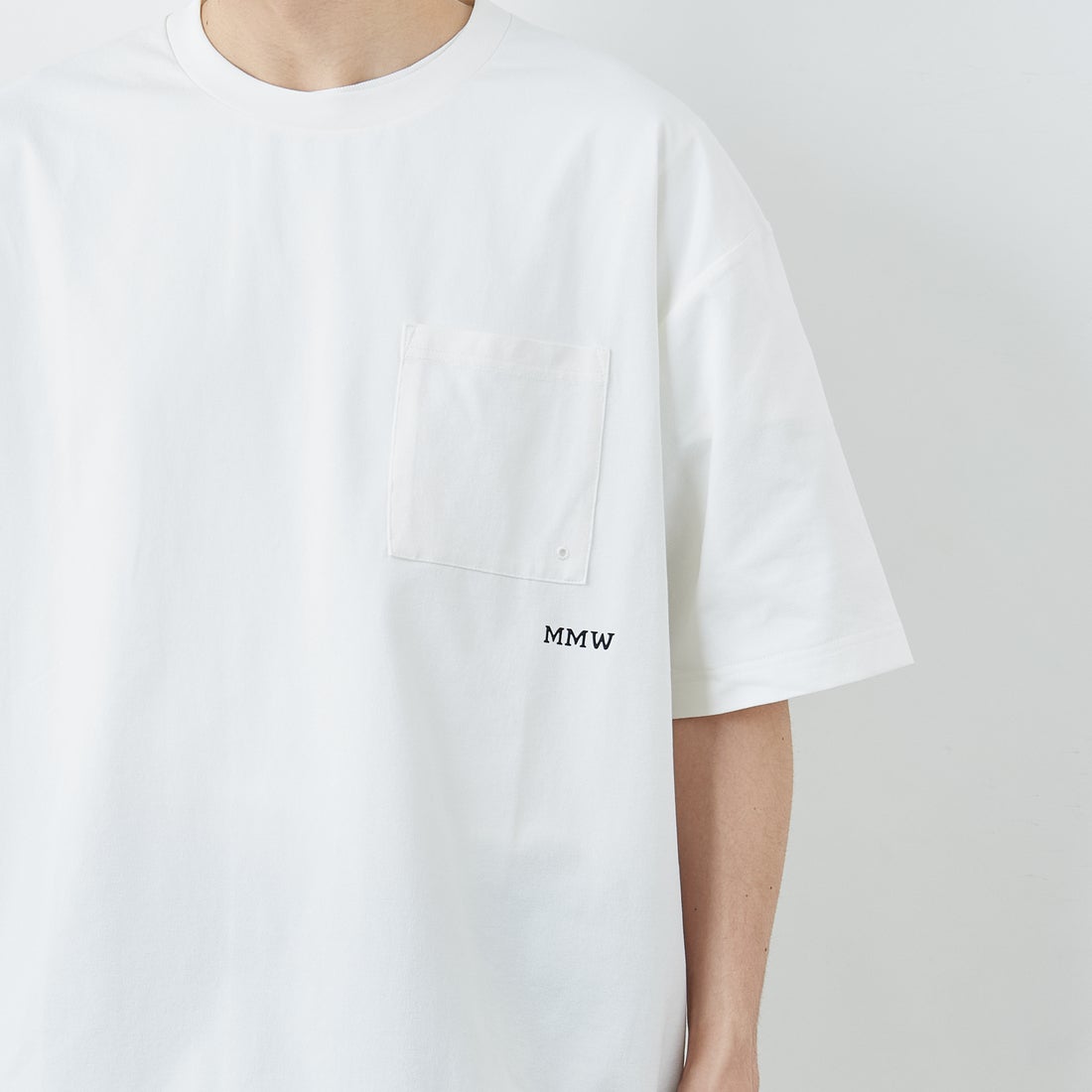 Marmot [マーモット] 別注 ドローコード付き マウンテンロゴ バックプリントTシャツ [MTSS26MST337IN-JF] WHITE