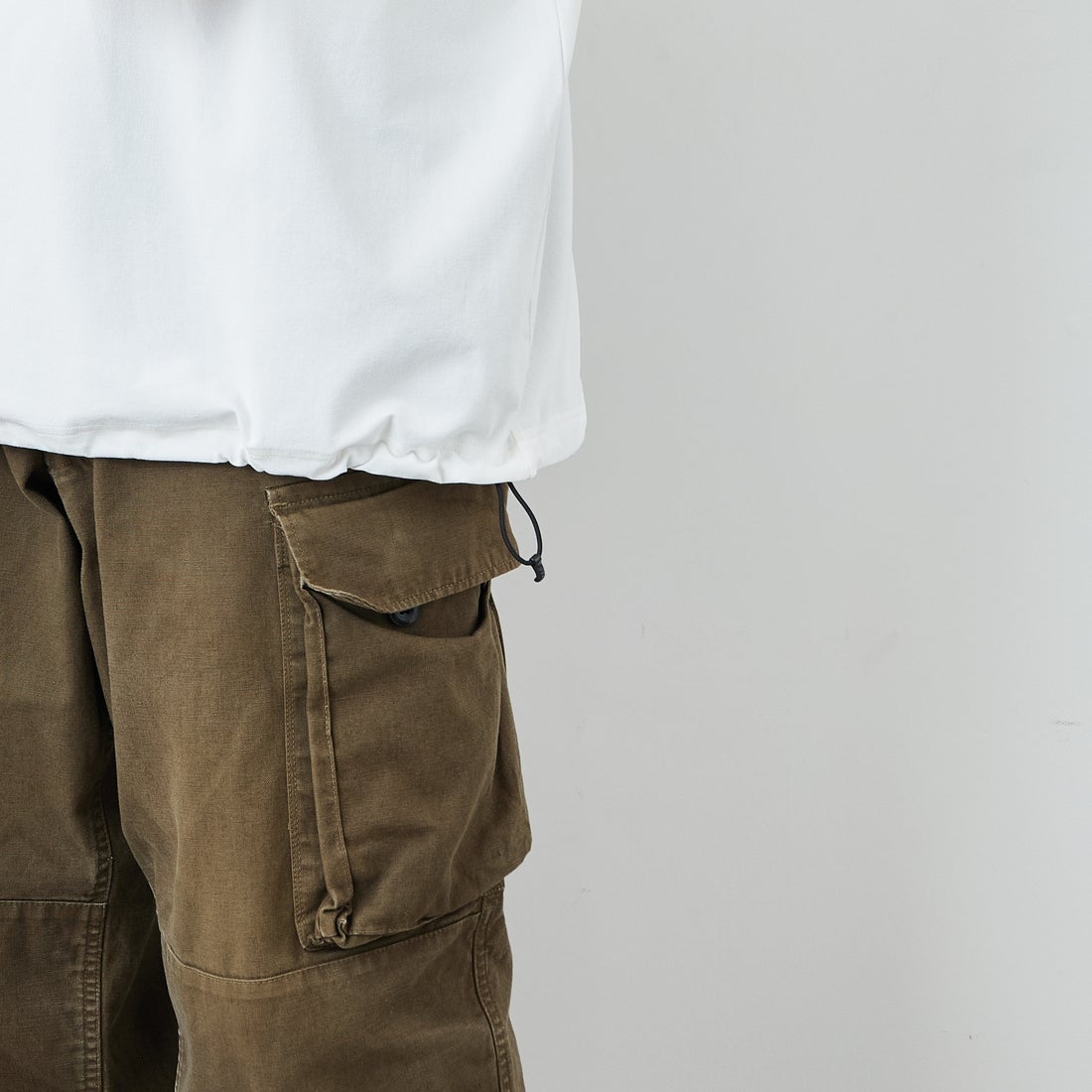 Marmot [マーモット] 別注 ドローコード付き マウンテンロゴ バックプリントTシャツ [MTSS26MST337IN-JF] WHITE