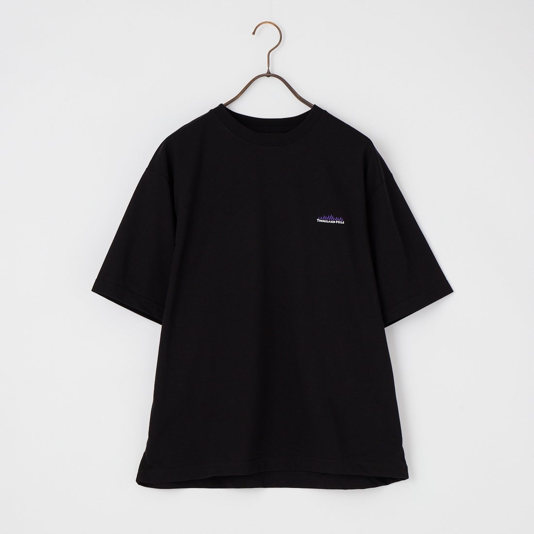 THOUSAND MILE [サウザンド マイル] ワンポイント刺繍ロゴ ショートスリーブTシャツ [TM261TC00120] 09 BLACK