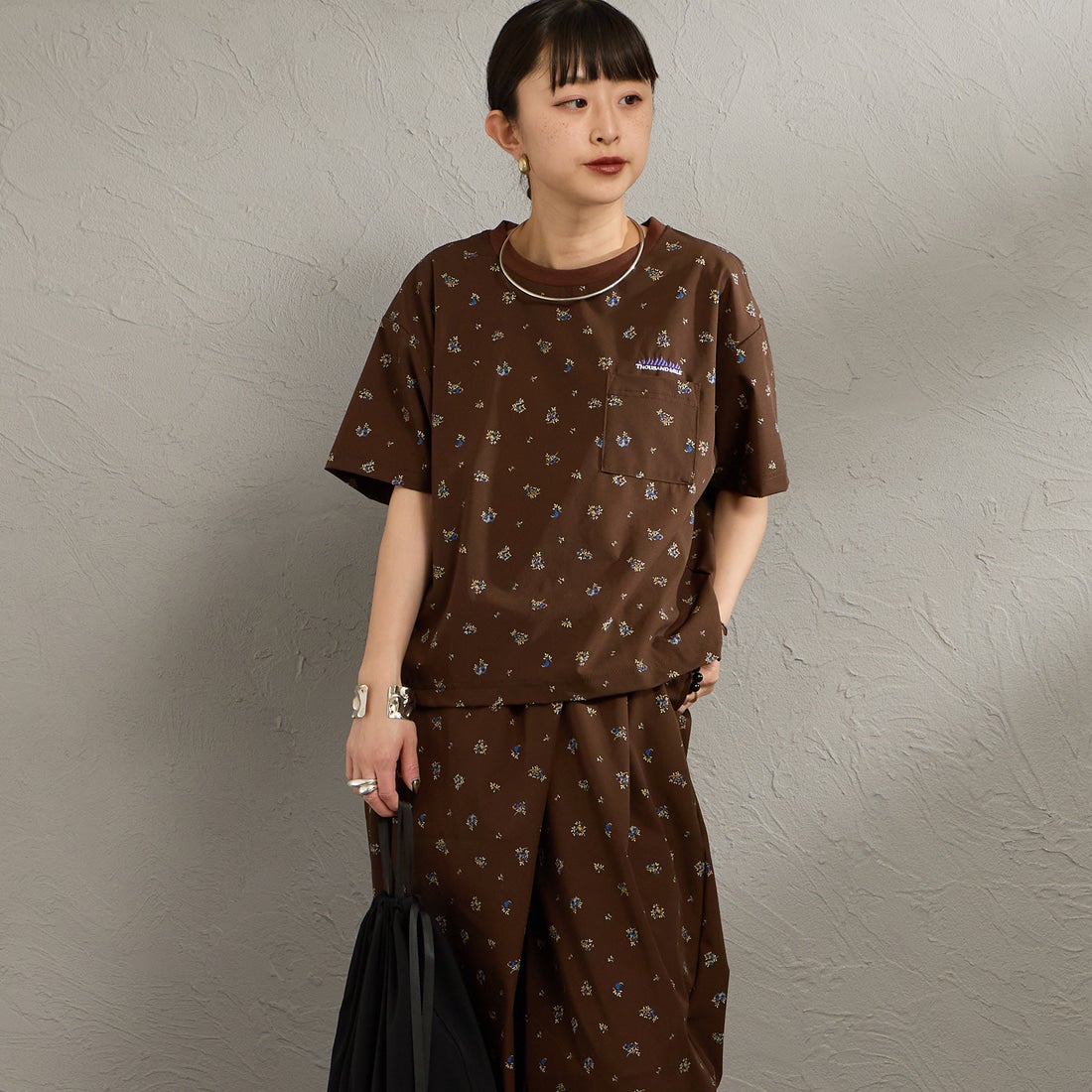 THOUSAND MILE [サウザンド マイル] 別注 花柄 サマーバケーション ラップパンツセットアップ [TM261QP50782-JF] 93 FLOWER &&モデル身長：150cm 着用サイズ：F&&