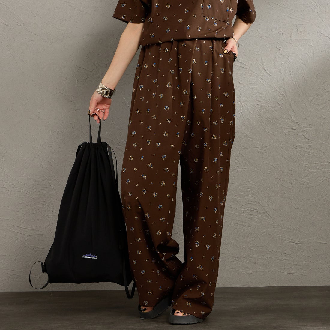 THOUSAND MILE [サウザンド マイル] 別注 花柄 サマーバケーション ラップパンツセットアップ [TM261QP50782-JF] 93 FLOWER &&モデル身長：150cm 着用サイズ：F&&