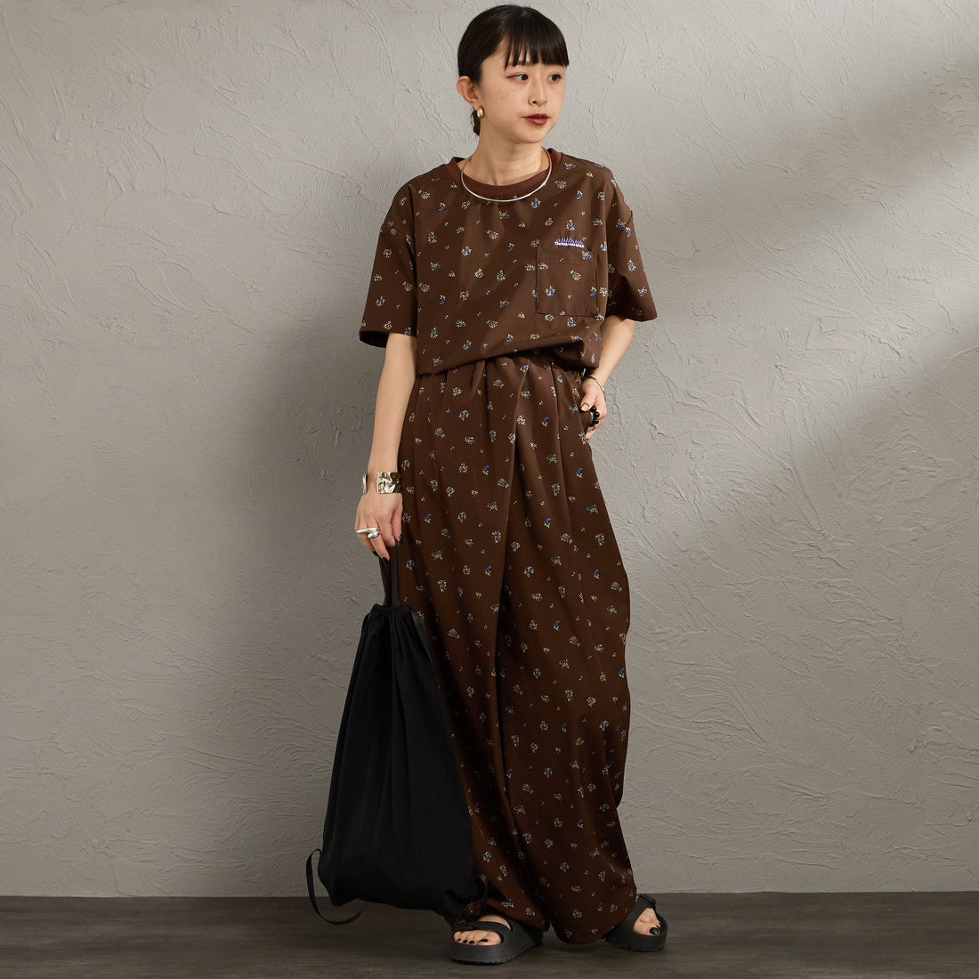 THOUSAND MILE [サウザンド マイル] 別注 花柄 サマーバケーション ラップパンツセットアップ [TM261QP50782-JF] 93 FLOWER &&モデル身長：150cm 着用サイズ：F&&