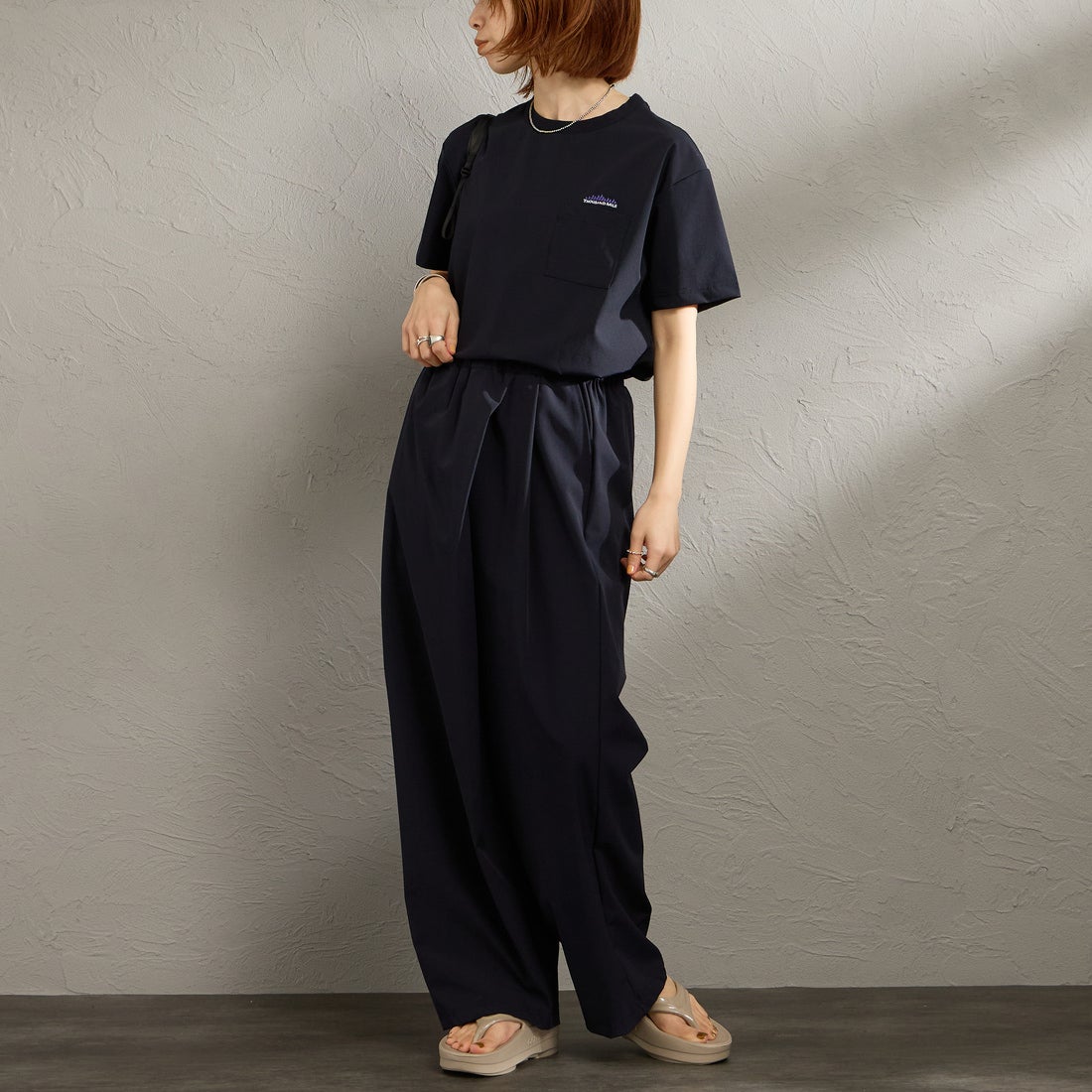 THOUSAND MILE [サウザンド マイル] 別注 サマーバケーション ラップパンツセットアップ [TM261NP50782-JF] 79 NAVY &&モデル身長：158cm 着用サイズ：F&&