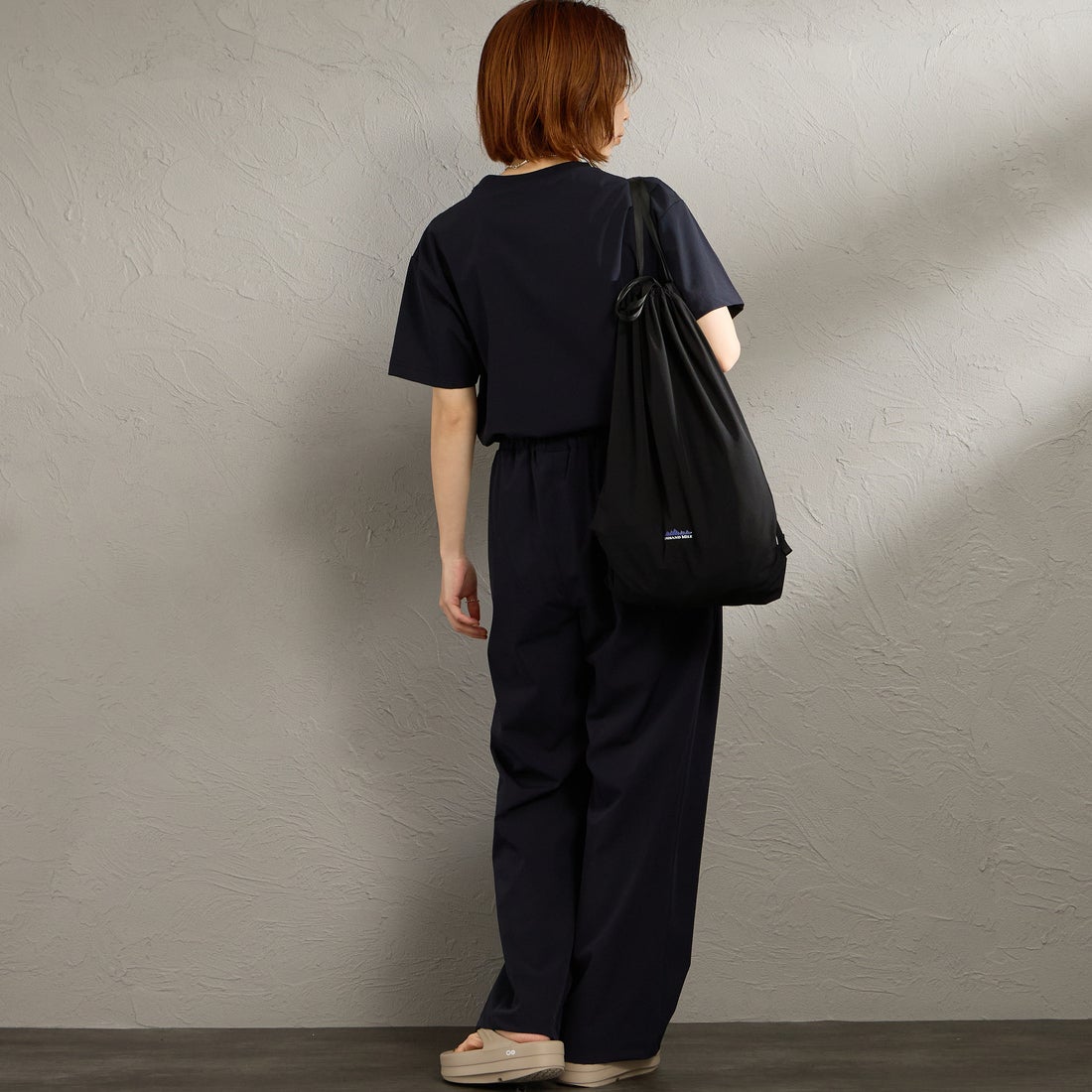 THOUSAND MILE [サウザンド マイル] 別注 サマーバケーション ラップパンツセットアップ [TM261NP50782-JF] 79 NAVY &&モデル身長：158cm 着用サイズ：F&&