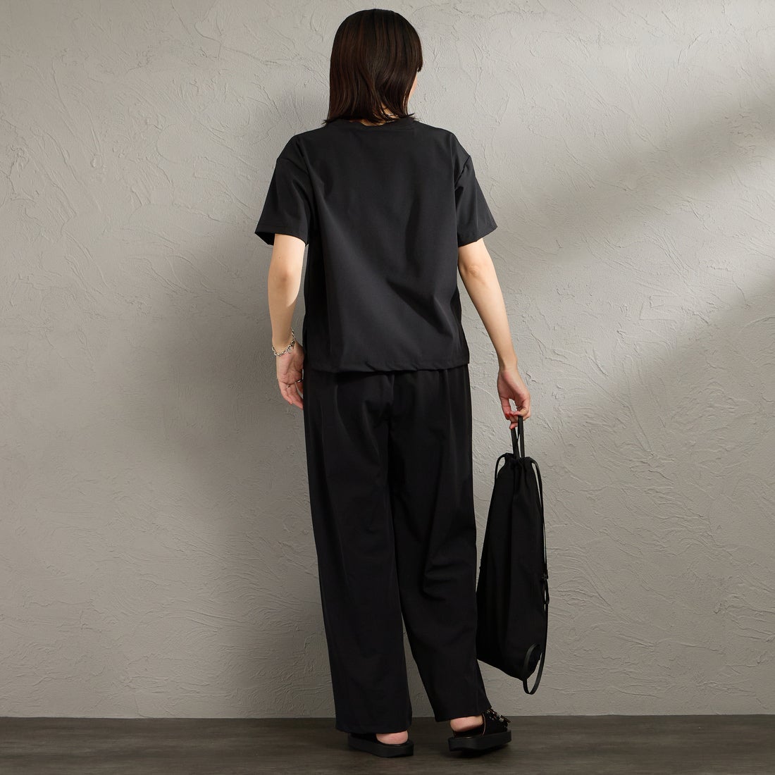 THOUSAND MILE [サウザンド マイル] 別注 サマーバケーション ラップパンツセットアップ [TM261NP50782-JF] 09 BLACK &&モデル身長：160cm 着用サイズ：F&&