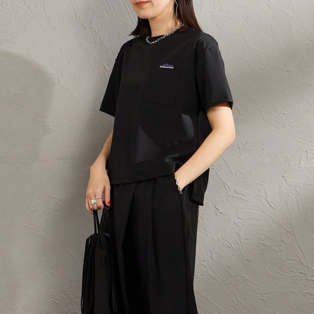 THOUSAND MILE [サウザンド マイル] 別注 サマーバケーション ラップパンツセットアップ [TM261NP50782-JF] 09 BLACK &&モデル身長：160cm 着用サイズ：F&&