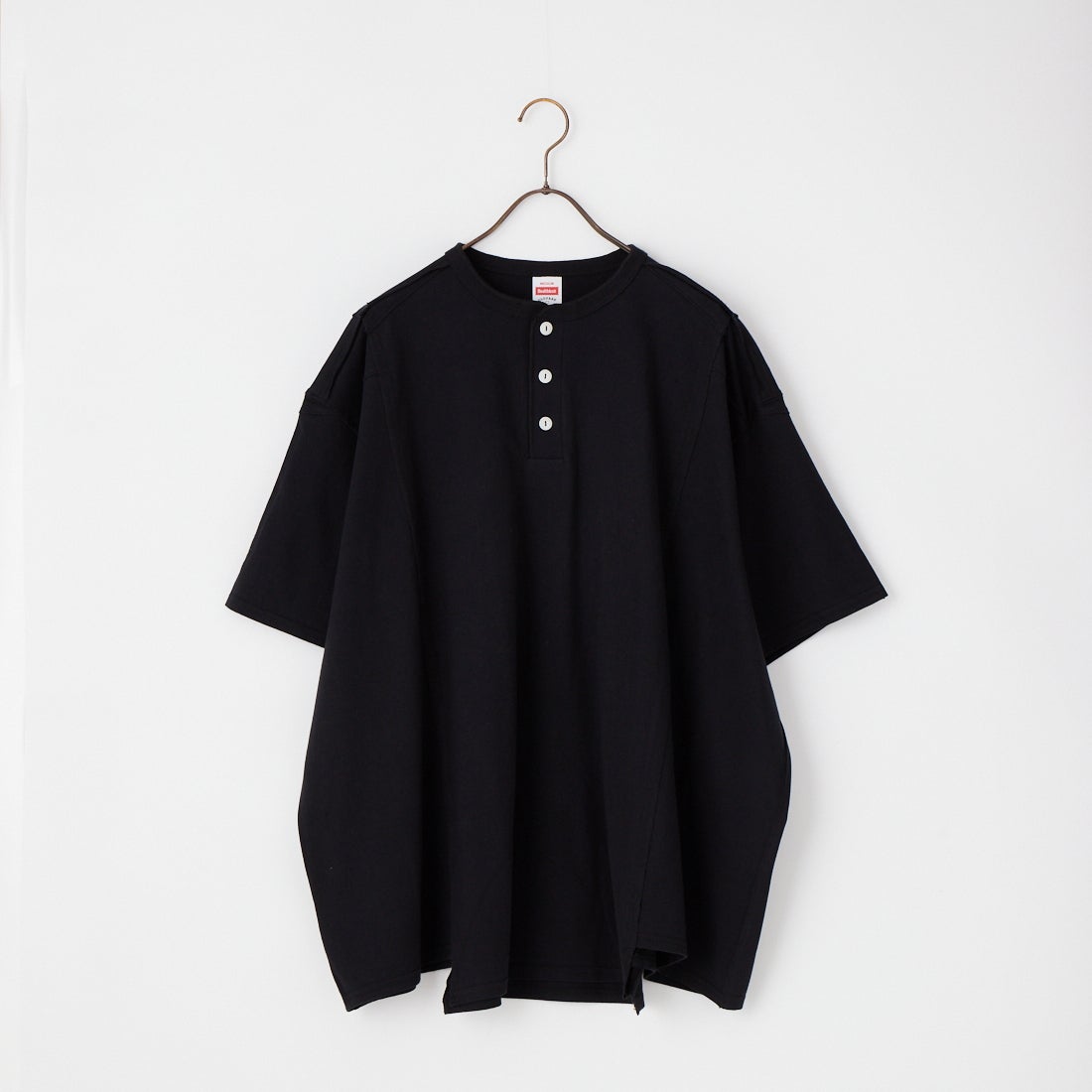 09 BLACK