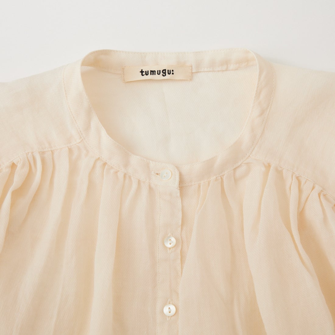 tumugu: [ツムグ] ラミーテンセルツイル サイドリボンブラウス [TB26112] 04 IVORY
