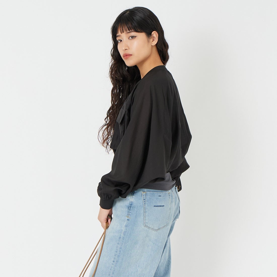 DIGNITE COLLIER [ディニテコリエ] ドルマンスリーブシアーブルゾン [80267214] 004 ﾌﾞﾗｯｸ