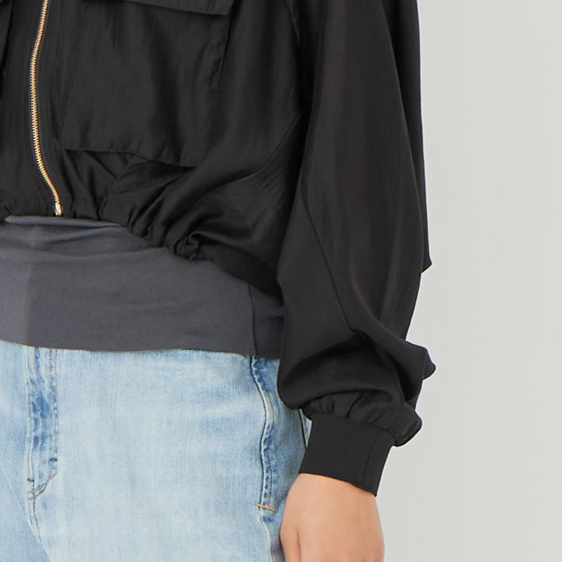 DIGNITE COLLIER [ディニテコリエ] ドルマンスリーブシアーブルゾン [80267214] 004 ﾌﾞﾗｯｸ &&モデル身長：162cm 着用サイズ：F&&