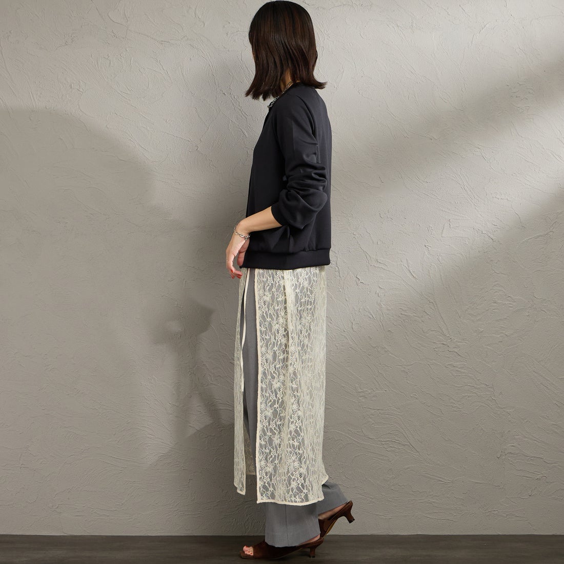 MARMARMAR [マーマーマー] クルーネックカーディガン [1-810071] 99 BLACK &&モデル身長：160cm 着用サイズ：F&&