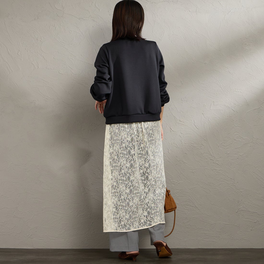 MARMARMAR [マーマーマー] クルーネックカーディガン [1-810071] 99 BLACK &&モデル身長：160cm 着用サイズ：F&&