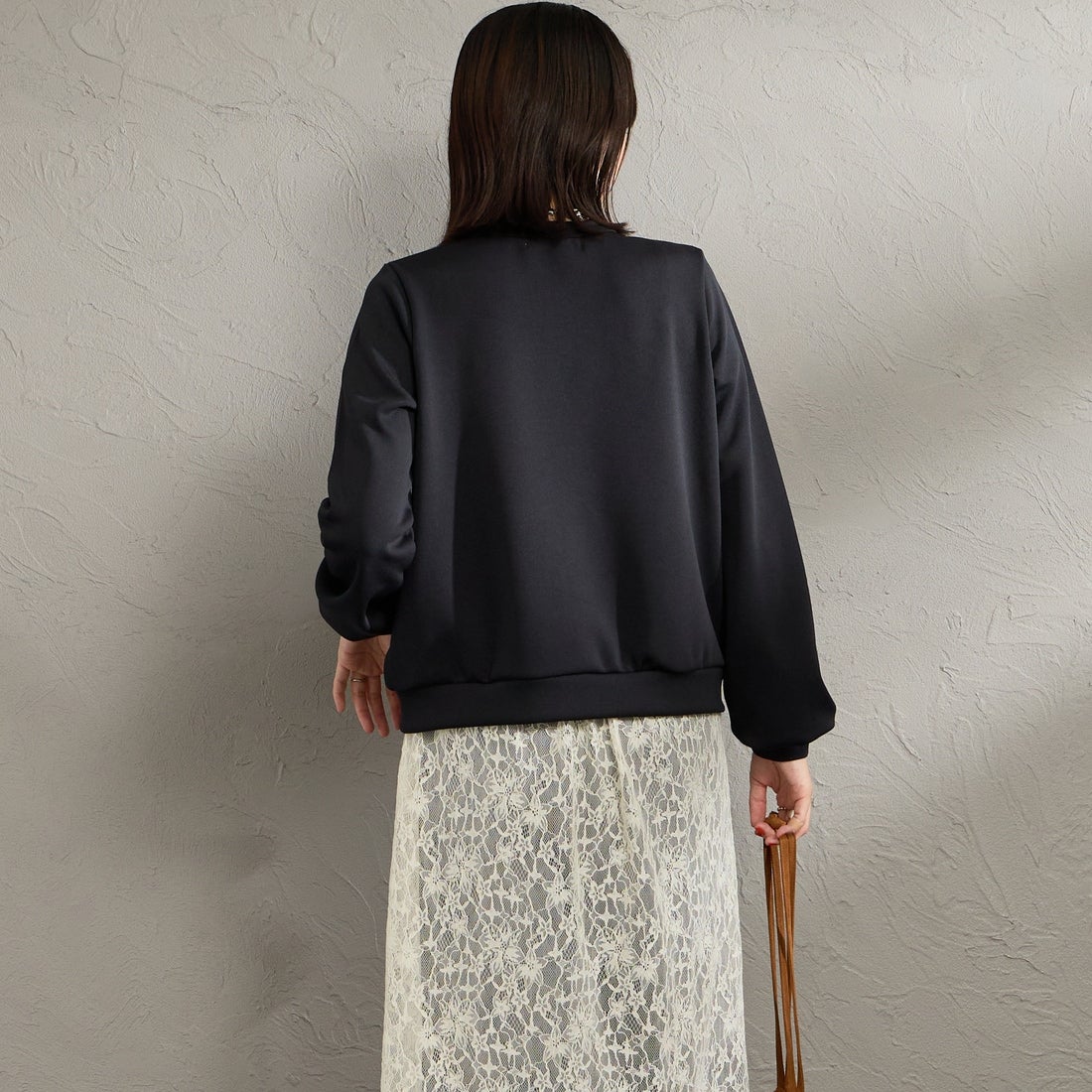 MARMARMAR [マーマーマー] クルーネックカーディガン [1-810071] 99 BLACK &&モデル身長：160cm 着用サイズ：F&&