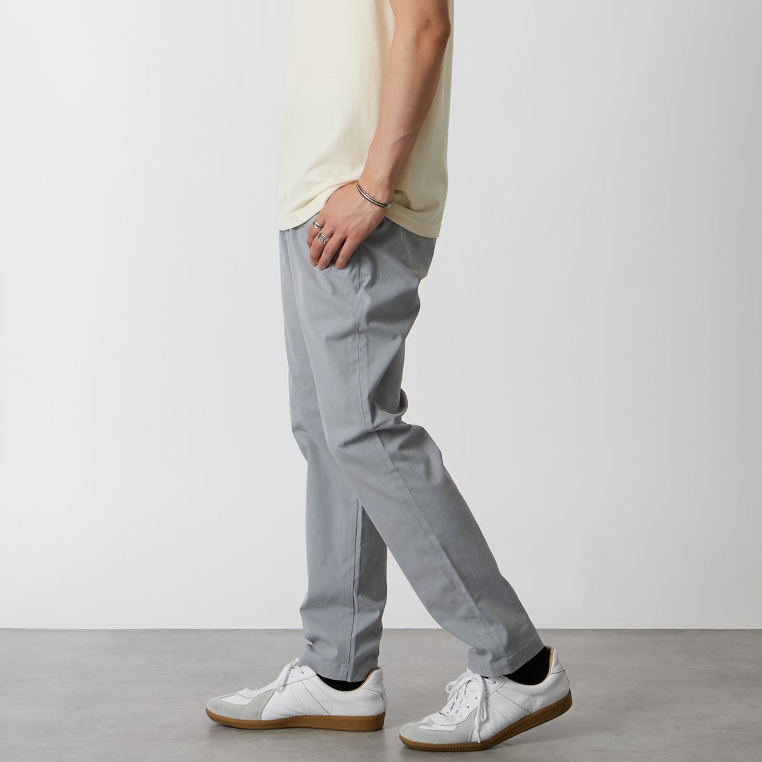 Jeans Factory Clothes [ジーンズファクトリークローズ] TC杢ストレッチ1Pイージートラウザー [JFC-262-013] 05 BLUE &&モデル身長：177cm 着用サイズ：L&&