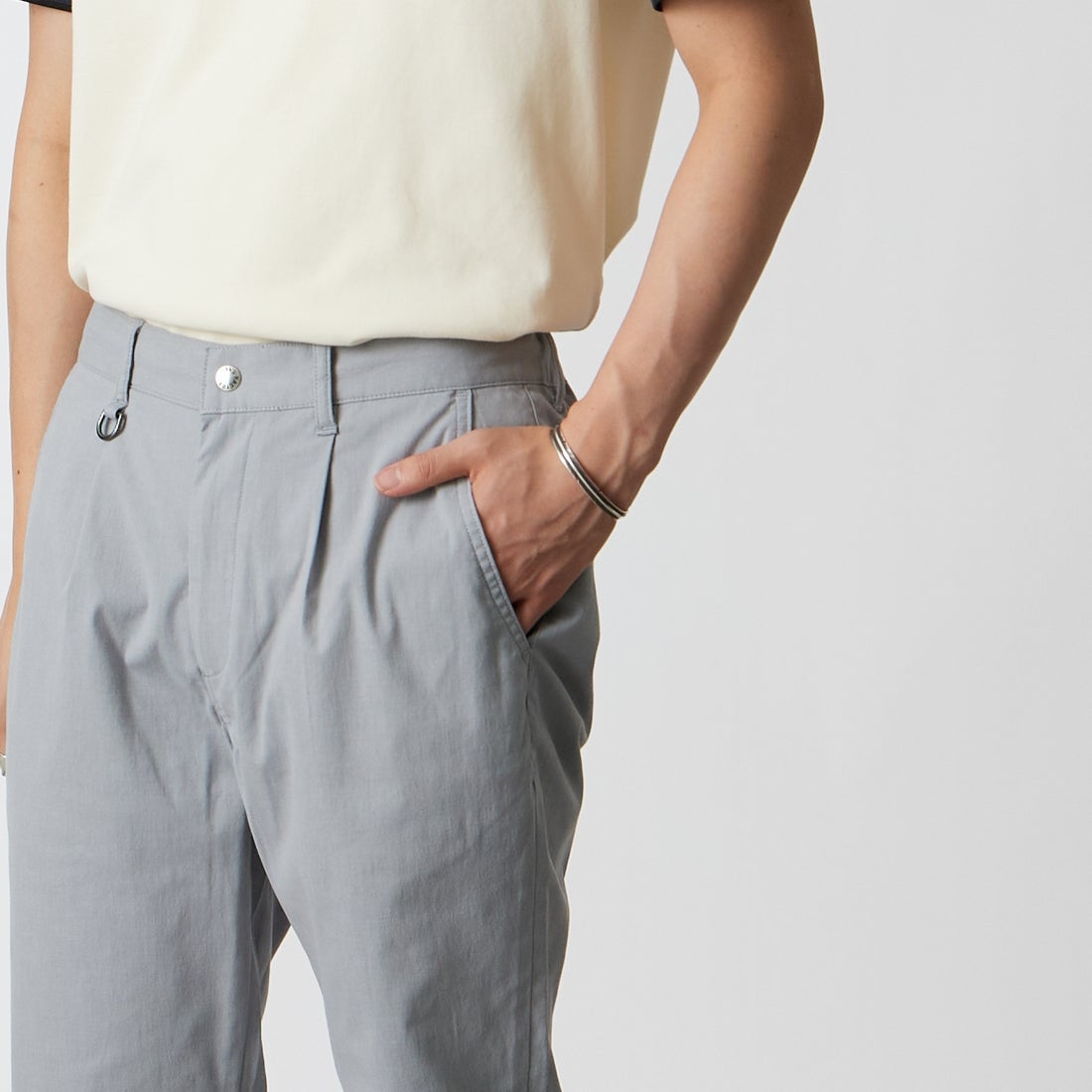 Jeans Factory Clothes [ジーンズファクトリークローズ] TC杢ストレッチ1Pイージートラウザー [JFC-262-013] 05 BLUE &&モデル身長：177cm 着用サイズ：L&&