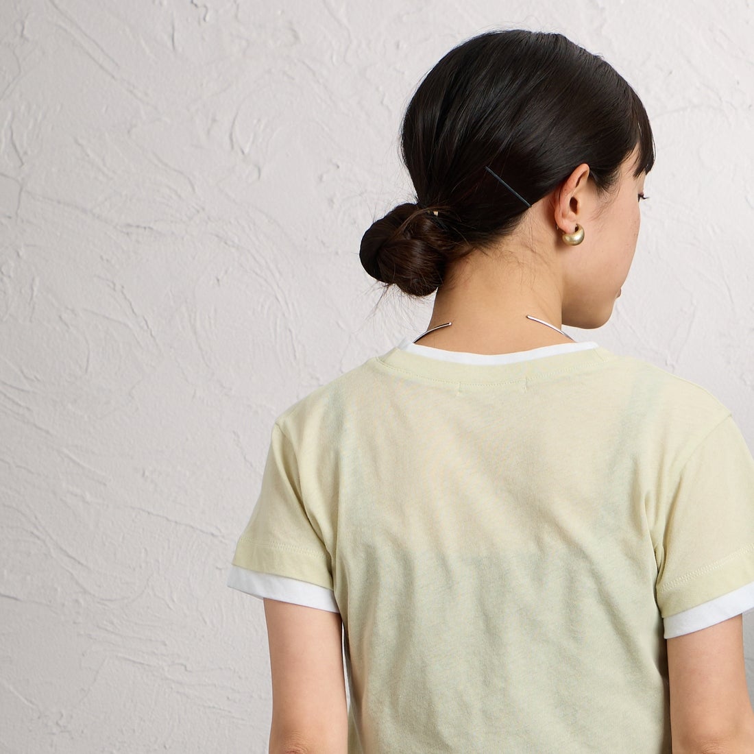 nenom [ネノム] 配色シア―コンパクトTシャツ [NE26322007] 37 SAG/OFF &&モデル身長：150cm 着用サイズ：F&&