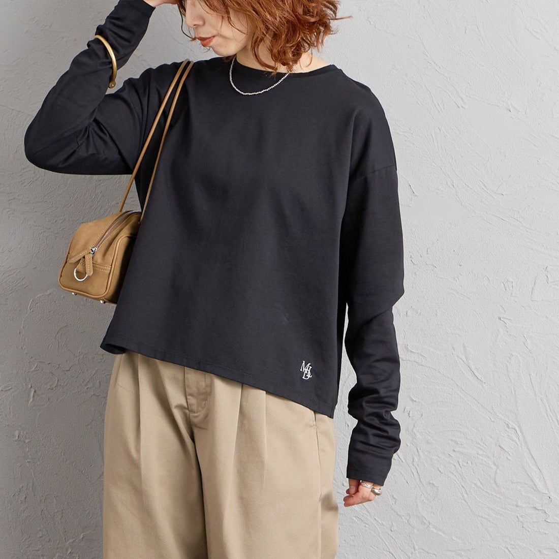BLACK&&モデル身長：158cm 着用サイズ：F&&
