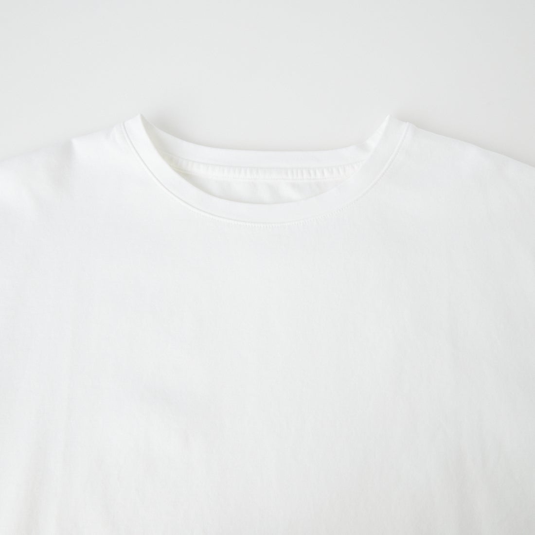 MICA&DEAL [マイカアンドディール] ワンポイント刺繍ロングTシャツ [0126109049] WHITE