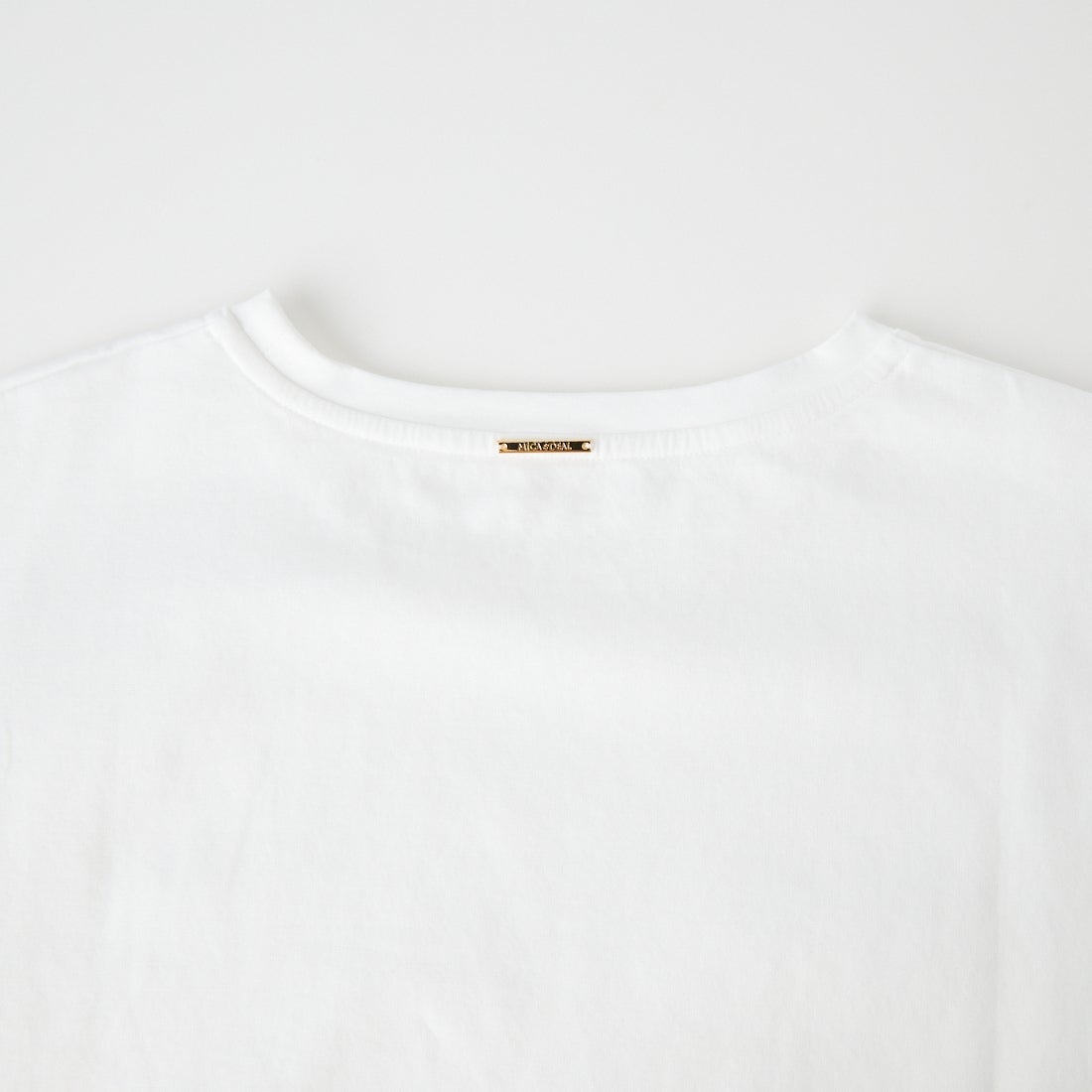 MICA&DEAL [マイカアンドディール] ワンポイント刺繍ロングTシャツ [0126109049] WHITE