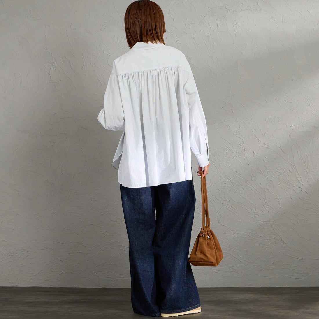 Gymphlex [ジムフレックス] コットンストライプ 長袖チュニックシャツ [GY-B0365PSE] WHT/BLK ST &&モデル身長：159cm 着用サイズ：12&&