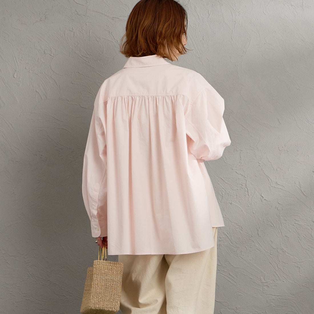 Gymphlex [ジムフレックス] コットンレギュラーカラー長袖チュニックシャツ [GY-B0365OGT] PINK &&モデル身長：158cm 着用サイズ：12&&