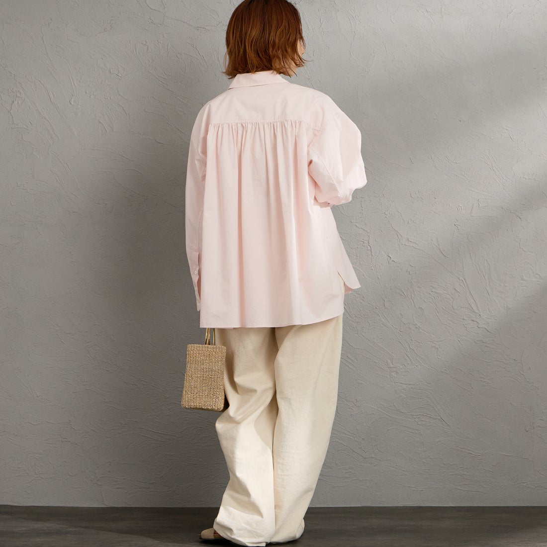 Gymphlex [ジムフレックス] コットンレギュラーカラー長袖チュニックシャツ [GY-B0365OGT] PINK &&モデル身長：158cm 着用サイズ：12&&