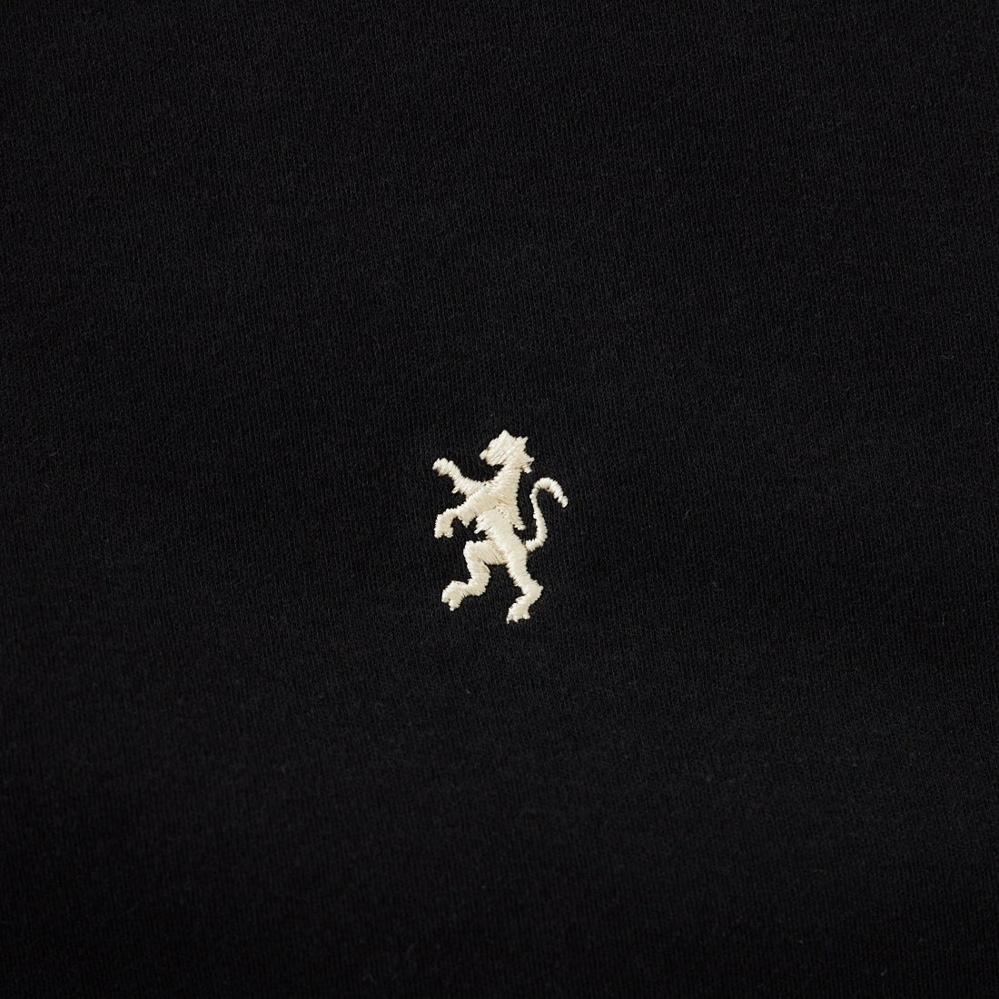 Gymphlex [ジムフレックス] ワンポイントロゴ刺繍 ショート丈Tシャツ [GY-C0539FLK] BLACK