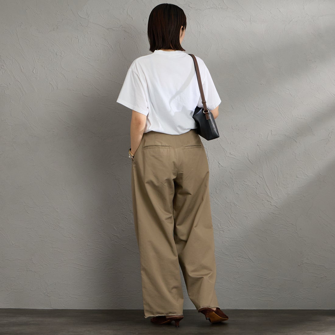 THE SHINZONE [ザ シンゾーン] ジャズコンサートTシャツ [26SMSCU09] 01 WHITE &&モデル身長：160cm 着用サイズ：F0&&