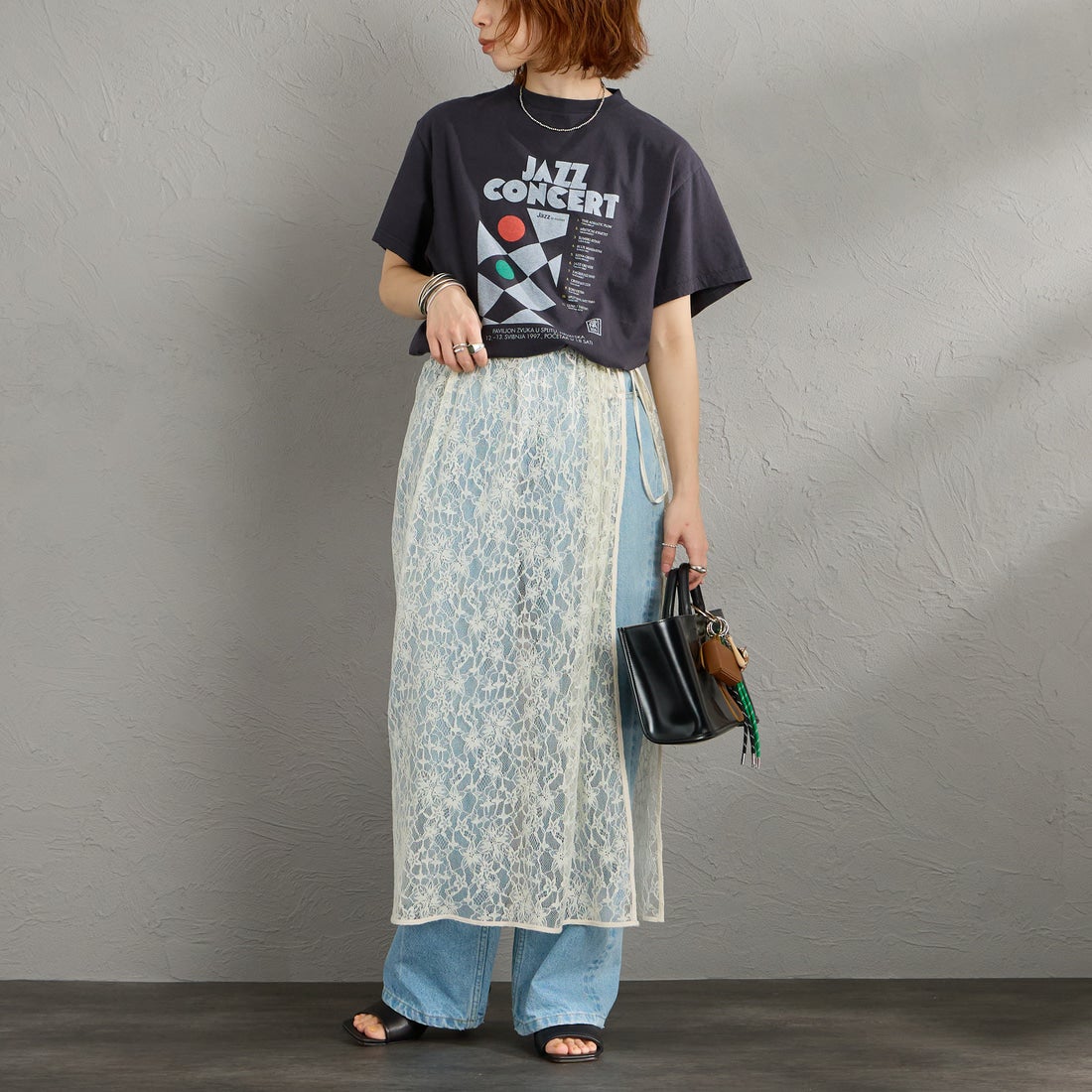 THE SHINZONE [ザ シンゾーン] ジャズコンサートTシャツ [26SMSCU09] 06 GRAY &&モデル身長：158cm 着用サイズ：F0&&