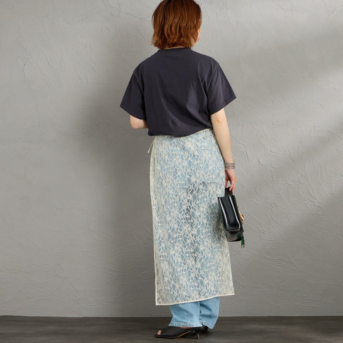 THE SHINZONE [ザ シンゾーン] ジャズコンサートTシャツ [26SMSCU09] 06 GRAY &&モデル身長：158cm 着用サイズ：F0&&