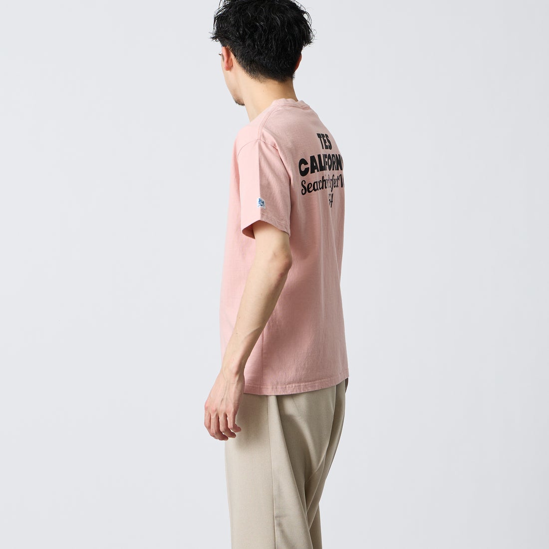 The Endless Summer [エンドレスサマー] 別注 バックロゴプリントTシャツ [FH-26574505-JF] PINK &&モデル身長：168cm 着用サイズ：M&&