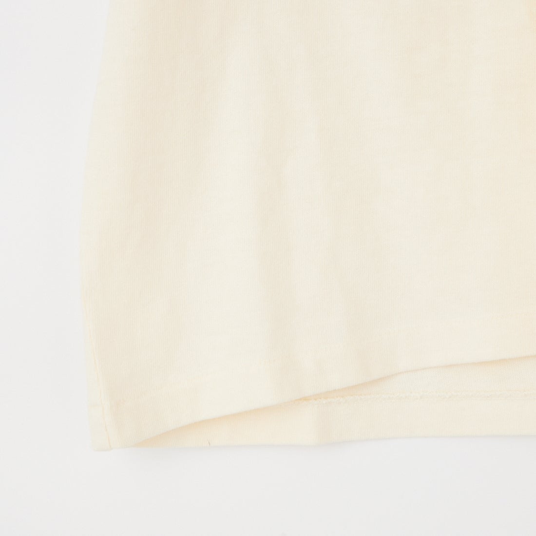 SOPHIE TALKS ABOUT THE WEATHER [ソフィートークスアバウトザウェザー] VネックリンガーTシャツ [COM-26S-CU06] IVORY