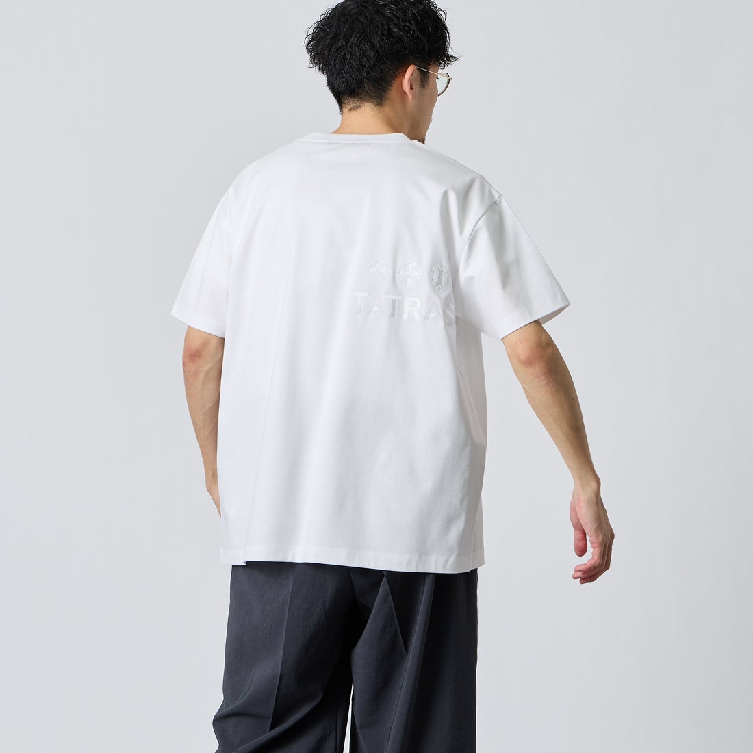 WHITE&&モデル身長：168cm 着用サイズ：2&&