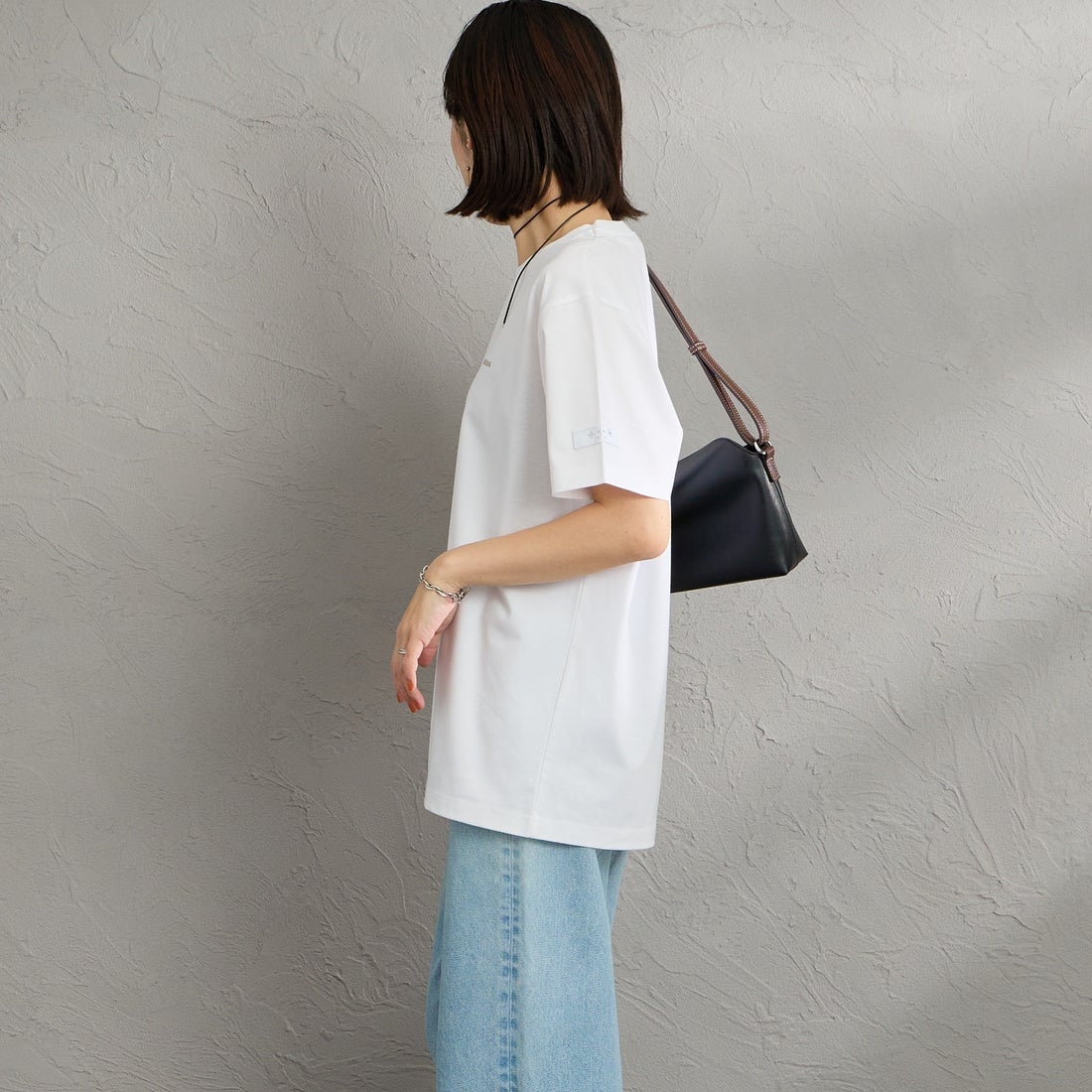 TATRAS [タトラス] 別注 DANILO ショートスリーブTシャツ [MCKZ0765083968-JF] WHITE &&モデル身長：160cm 着用サイズ：1&&