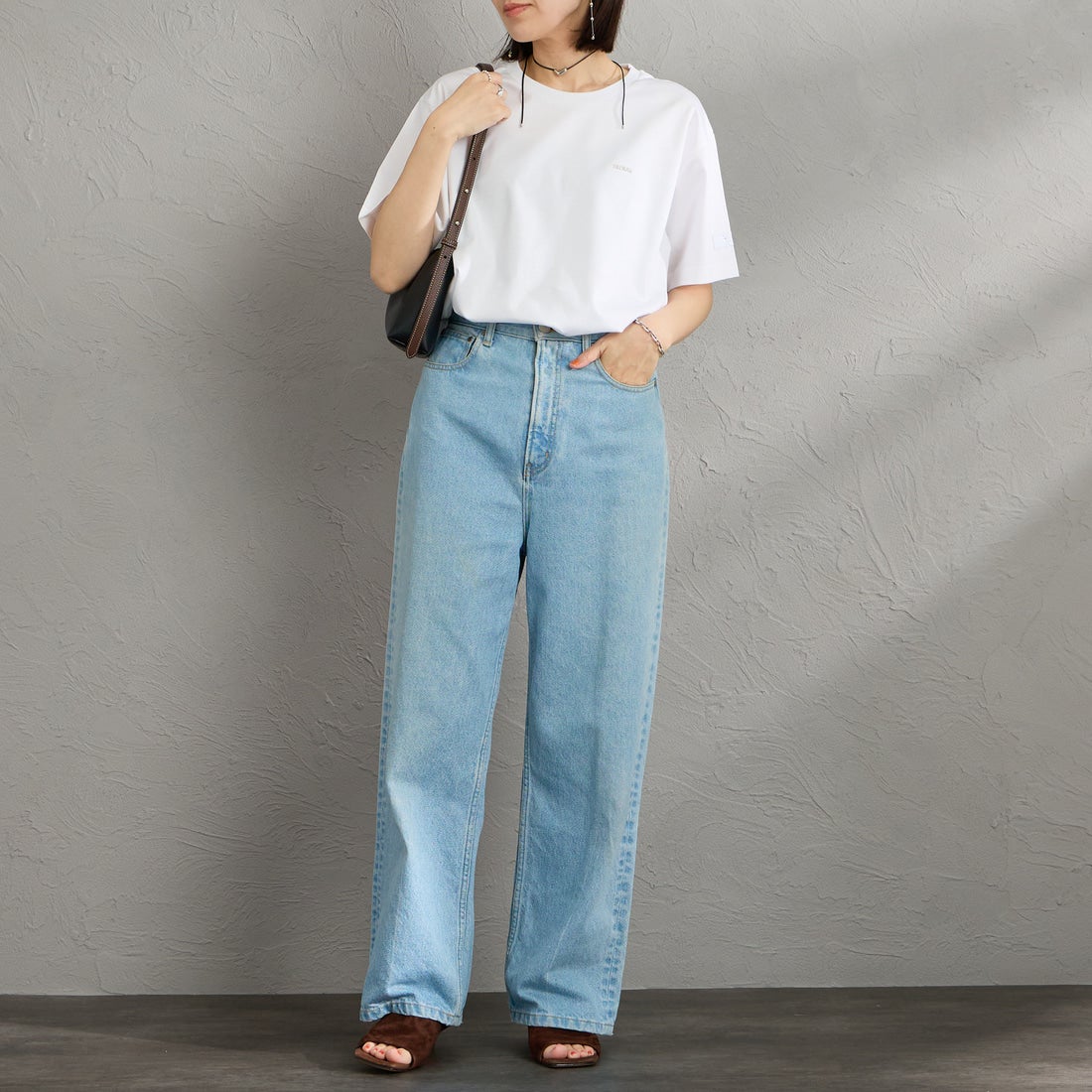 TATRAS [タトラス] 別注 DANILO ショートスリーブTシャツ [MCKZ0765083968-JF] WHITE &&モデル身長：160cm 着用サイズ：1&&