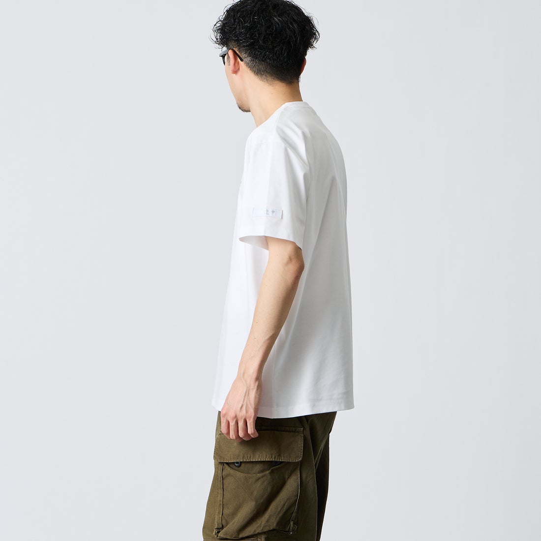 TATRAS [タトラス] 別注 DANILO ショートスリーブTシャツ [MCKZ0765083968-JF] WHITE &&モデル身長：168cm 着用サイズ：2&&