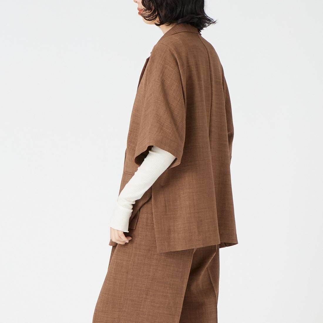 USINE [ユジーヌ] リネンライクショートスリーブジャケット [21267058] 037 ﾌﾞﾗｳﾝ &&モデル身長：162cm 着用サイズ：F&&