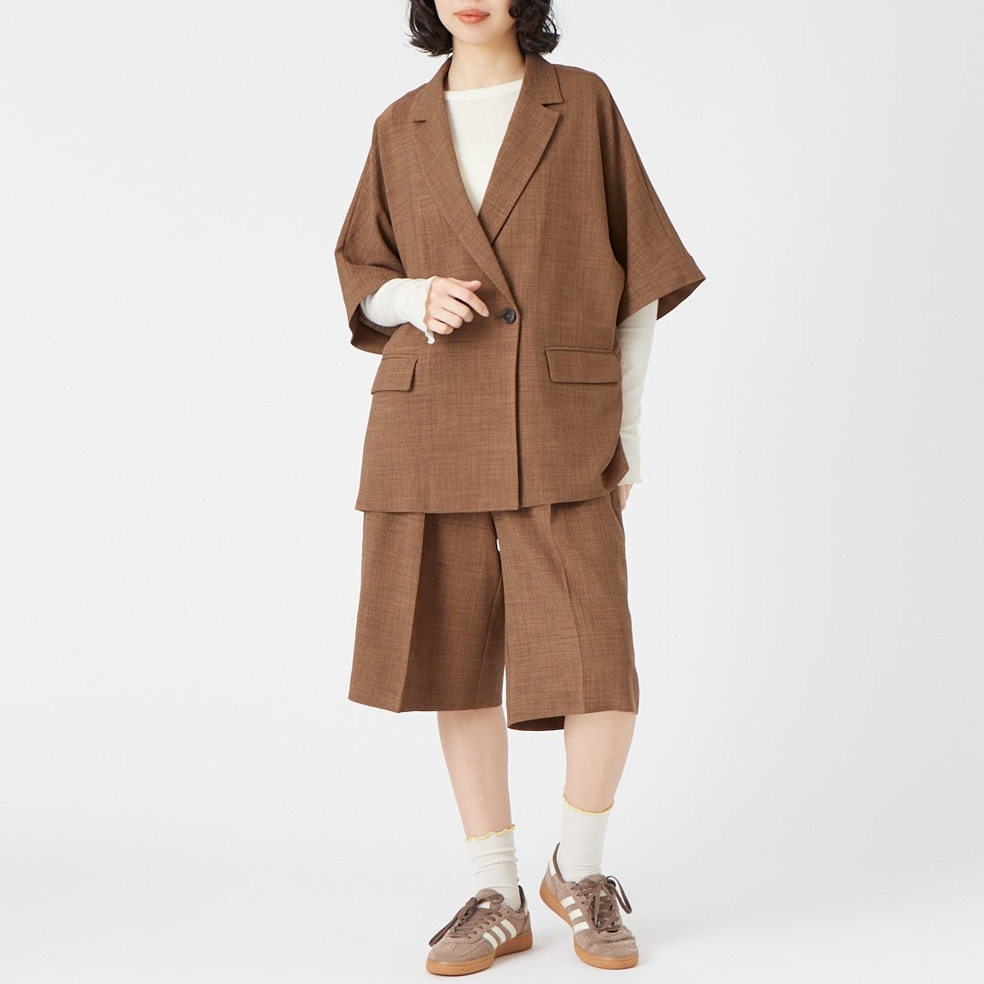 USINE [ユジーヌ] リネンライクショートスリーブジャケット [21267058] 037 ﾌﾞﾗｳﾝ &&モデル身長：162cm 着用サイズ：F&&