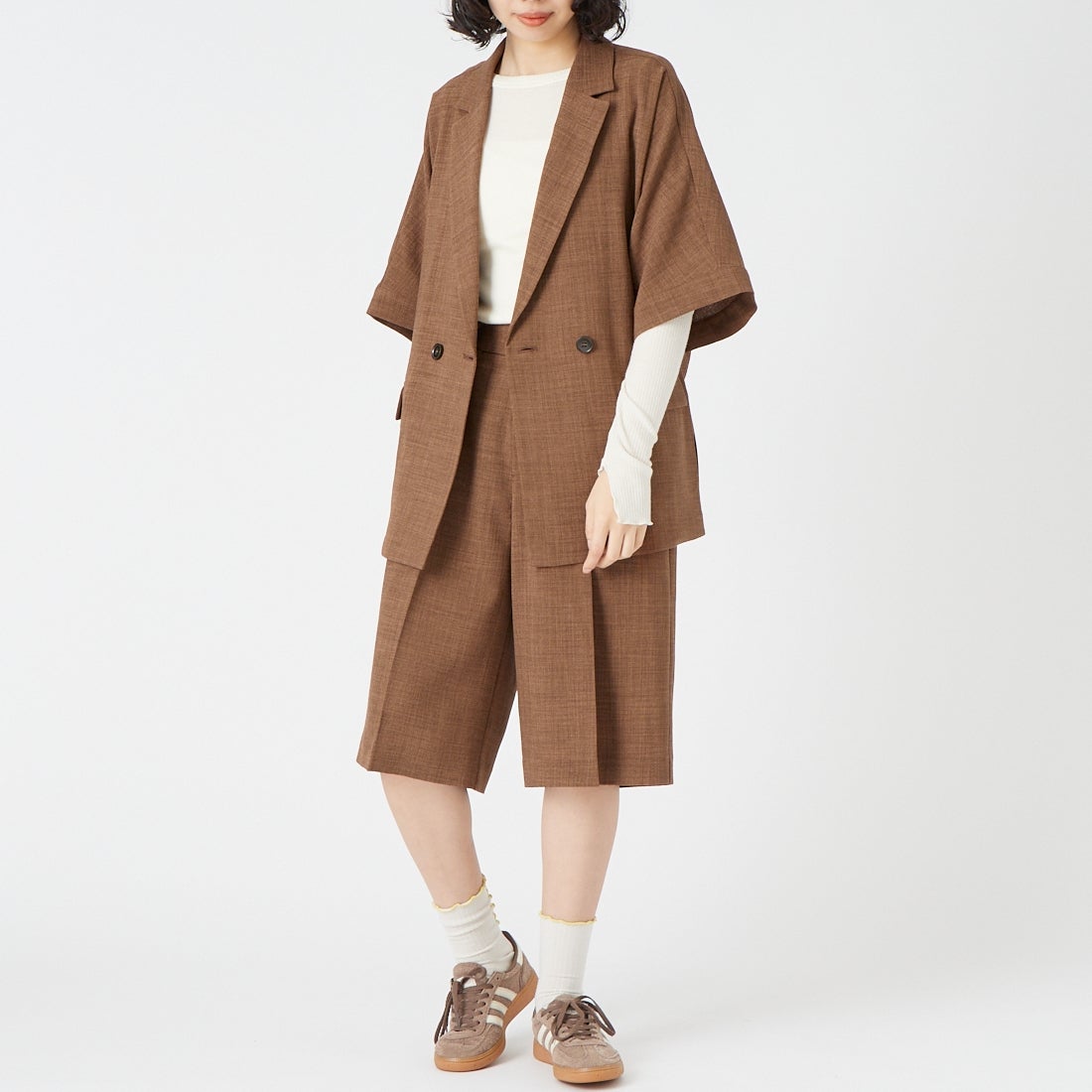 USINE [ユジーヌ] リネンライクショートスリーブジャケット [21267058] 037 ﾌﾞﾗｳﾝ &&モデル身長：162cm 着用サイズ：F&&