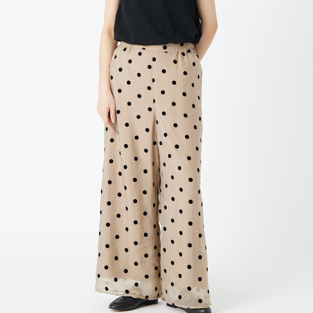 61 ﾍﾞｰｼﾞｭ&&モデル身長：162cm 着用サイズ：F&&