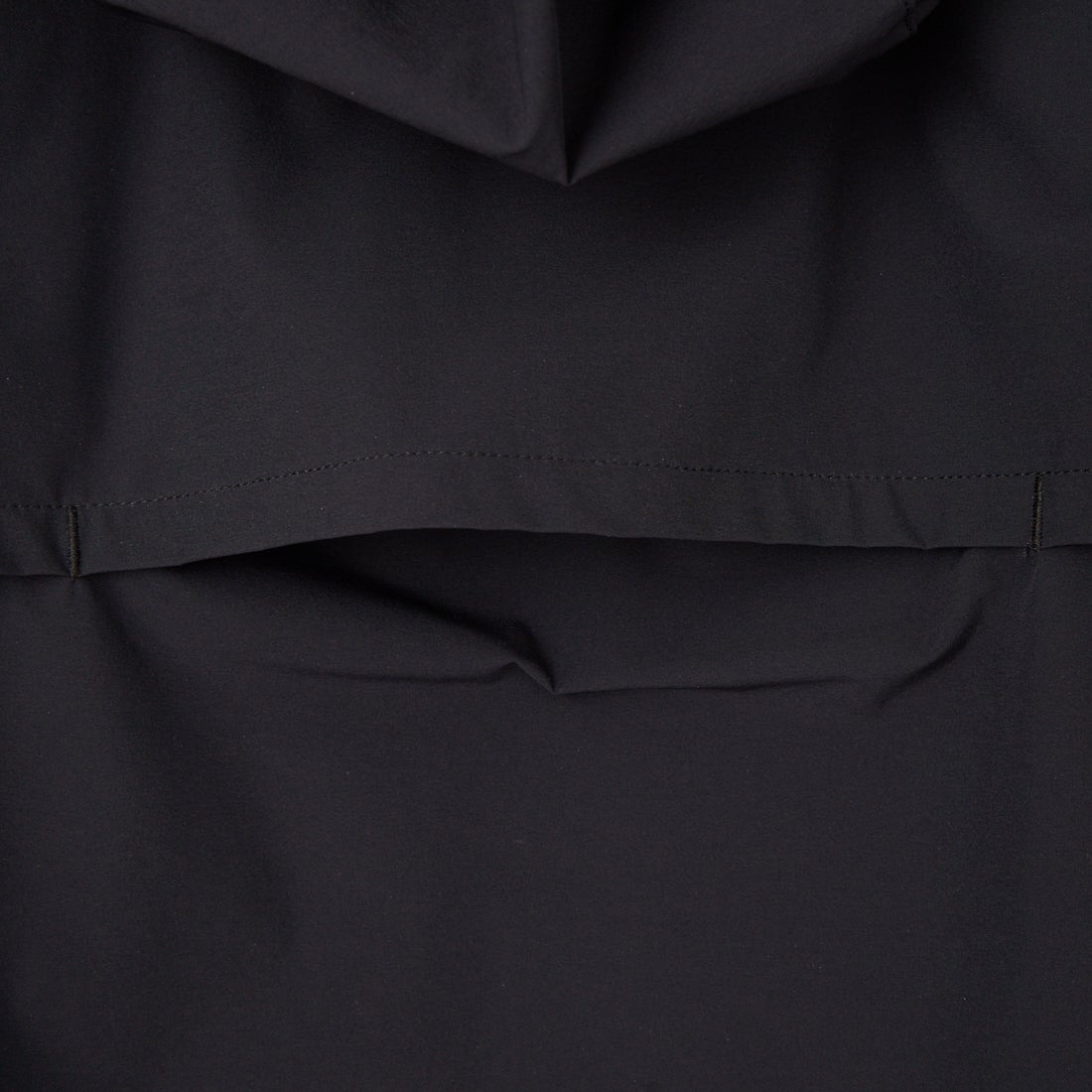 +phenix [プラスフェニックス] テックエクワックスジャケット [POO-26018F] SN90 BLACK