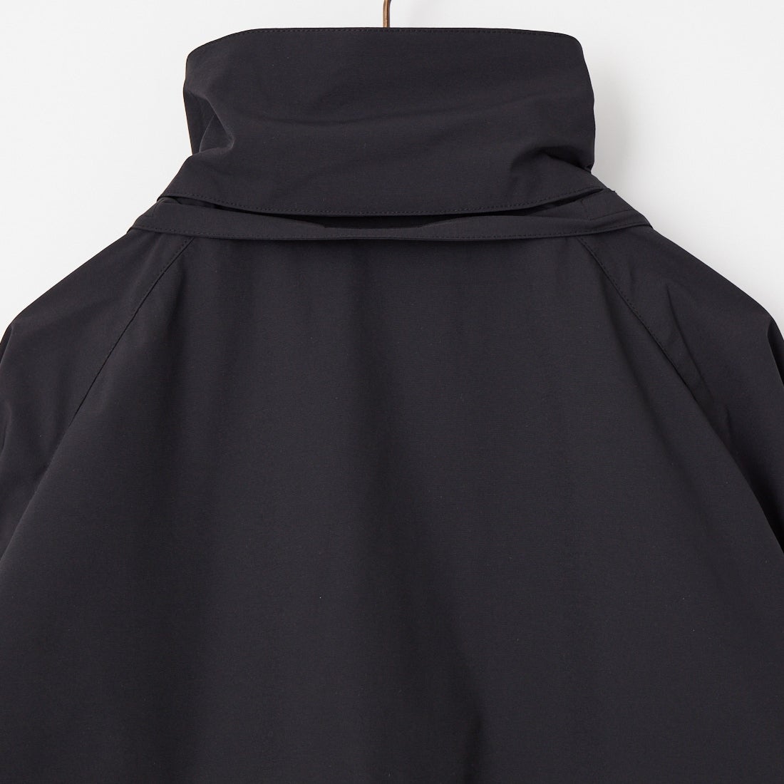 +phenix [プラスフェニックス] テックエクワックスジャケット [POO-26018F] SN90 BLACK